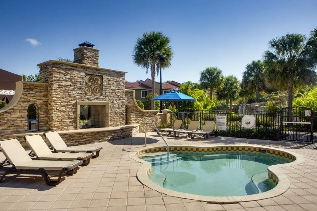 Enjoy Luxurious Orlando Hotels With Pools And Hot Tubs At Discounted Rates With Only A $50 Deposit, And Save Money On Your Stay! Only At OrlandoVacationHotels.com!